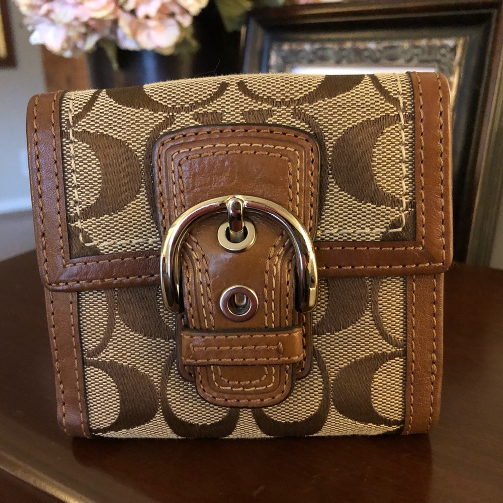 Coach wallet, brown, like new